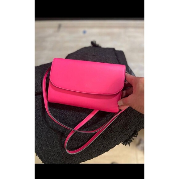 NWT-Simply Vera Wang Florida Hot Pink Crossbody - Picture 8 of 11
